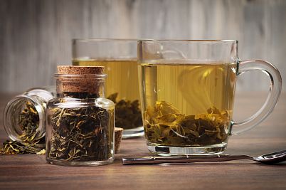 Zelený čaj: Výhody a rizika jeho konzumace