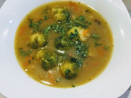 Kapustová polévka s houbami
