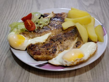 Gyros steak s volským okem