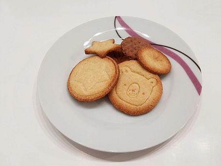 Obalované sušenky s vanilkovým pudinkem