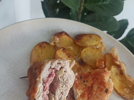 Gordon bleu zdravější verze s parmazánovymi brambory