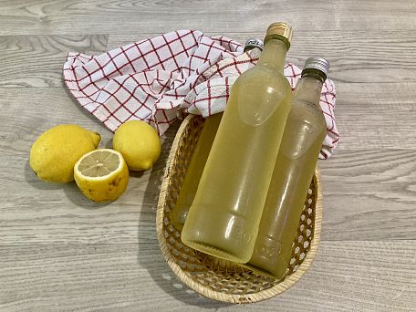 Citronový sirup z citronové šťávy