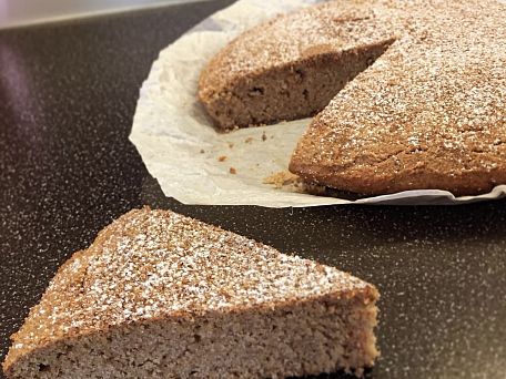 Skořicový koláč s proteinem