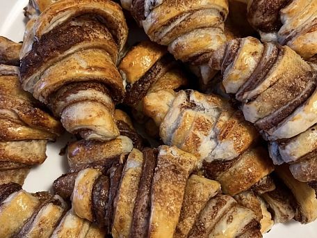 Rohlíčky s Nutellou a skořicí