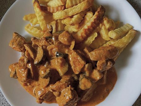 Vepřová panenka s houbami