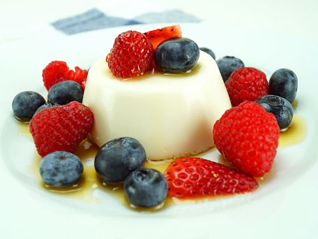 Panna cotta z řeckého jogurtu